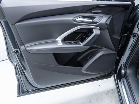 New 2025 Audi Q5 2.0T Premium Plus image 23