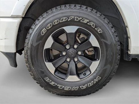 Used 2020 RAM 1500 Limited image 9