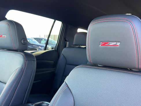 New 2026 Chevrolet Traverse Z71 w/ Driver Confidence Package image 19