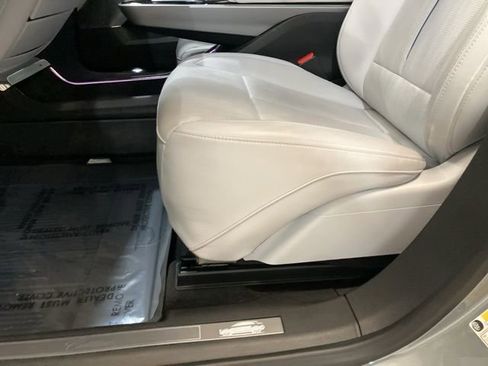 Used 2024 Cadillac Lyriq Sport image 10