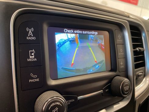 Used 2019 RAM 1500 Classic SLT image 22