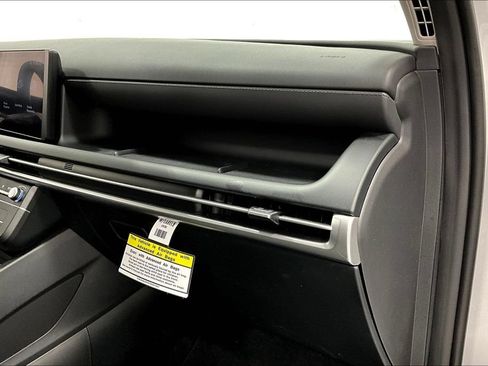Used 2025 Hyundai Tucson SE AWD/4WD image 19