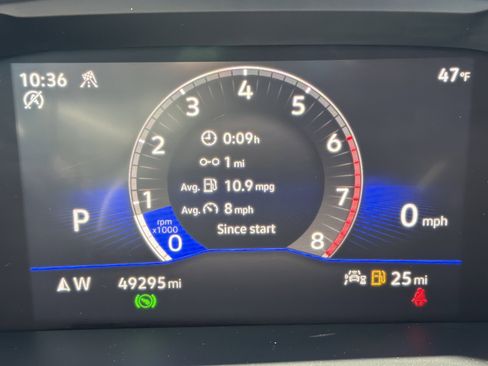 Certified 2023 Volkswagen Tiguan SE w/ Panoramic Sunroof Package image 17