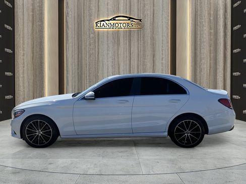 Used 2021 Mercedes-Benz C 300 Sedan image 4
