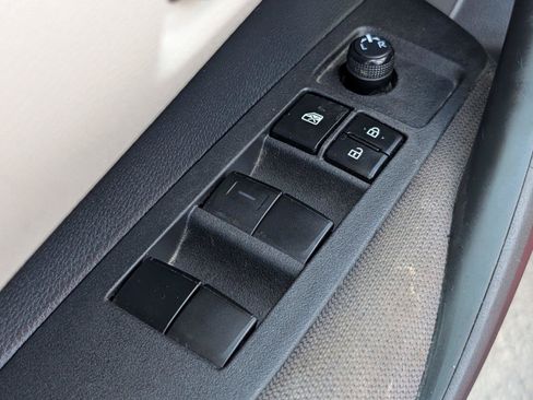Used 2021 Toyota Corolla LE w/ LE Premium Package FWD image 15