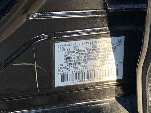 Used 2025 Nissan Sentra S image 10