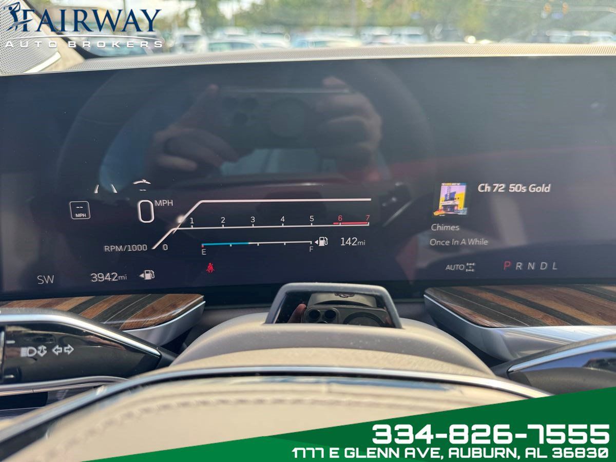 Used 2025 Cadillac Escalade Sport Platinum AWD/4WD image 21
