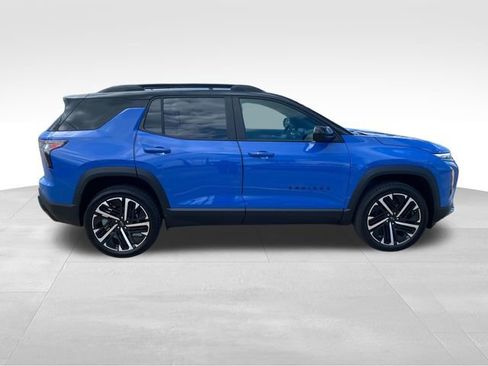 New 2026 Chevrolet Equinox RS w/ Convenience Package III FWD image 6