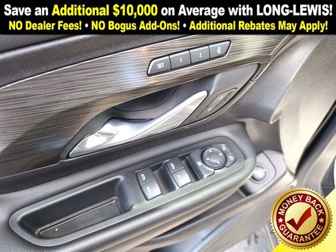 Used 2024 GMC Terrain SLT image 16