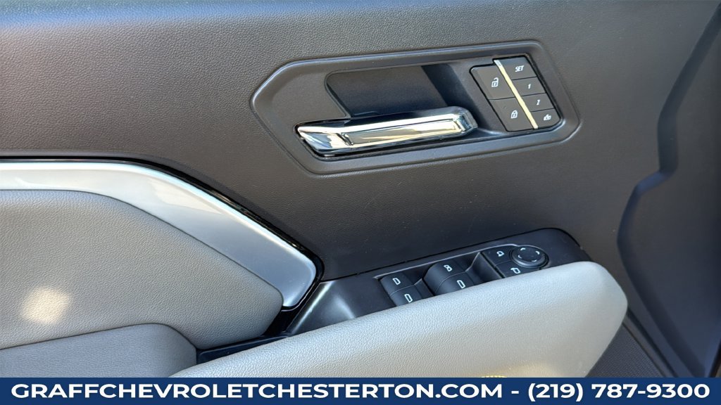 Used 2025 Chevrolet Colorado ZR2 AWD/4WD image 33