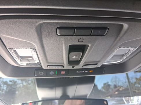 Certified 2026 Chevrolet Silverado 1500 LT image 38