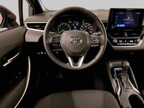 Used 2025 Toyota Corolla SE FWD image 5