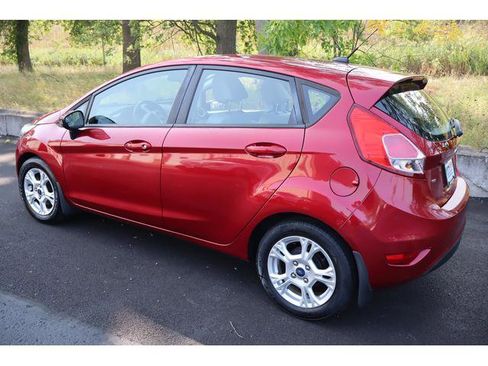 Used 2015 Ford Fiesta SE w/ Exterior Protection Package image 5