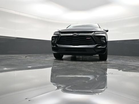 Used 2023 Chevrolet Blazer RS w/ Enhanced Convenience Package FWD image 28