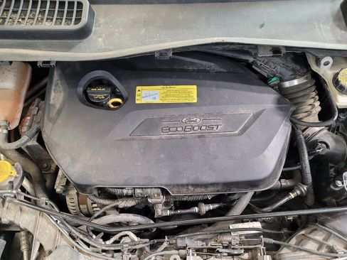 Used 2014 Ford Escape Titanium w/ Equipment Group 401A FWD image 30