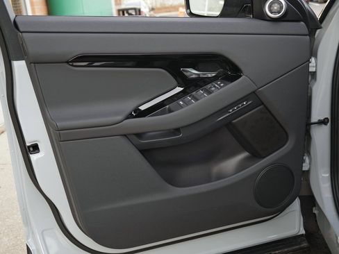 New 2026 Land Rover Range Rover Evoque S image 11