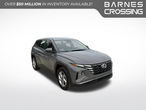 Used 2024 Hyundai Tucson SE AWD/4WD image 1