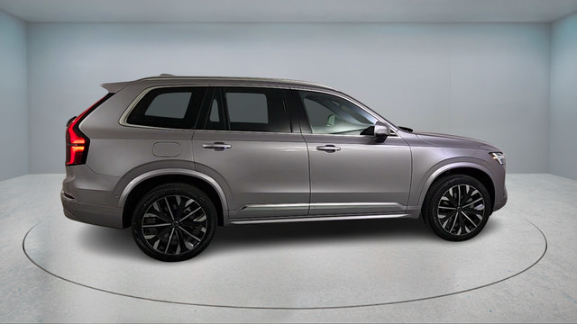 Used 2026 Volvo XC90 B6 Plus w/ Protection Package Premier AWD/4WD image 8