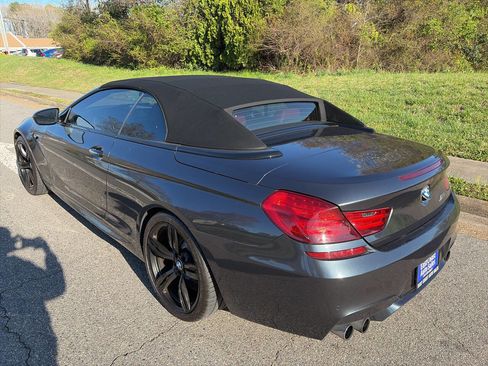 Used 2016 BMW M6 Base 2dr Convertible image 4