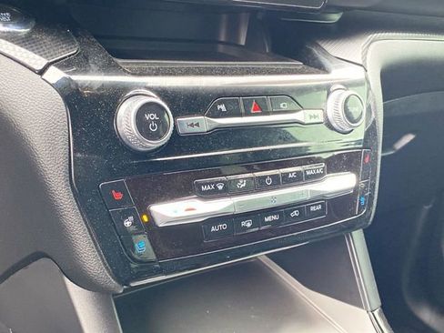 Used 2022 Ford Explorer ST image 36