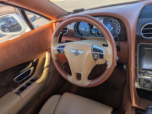 Used 2012 Bentley Continental GT image 16