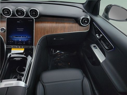Certified 2026 Mercedes-Benz GLC 300 image 15