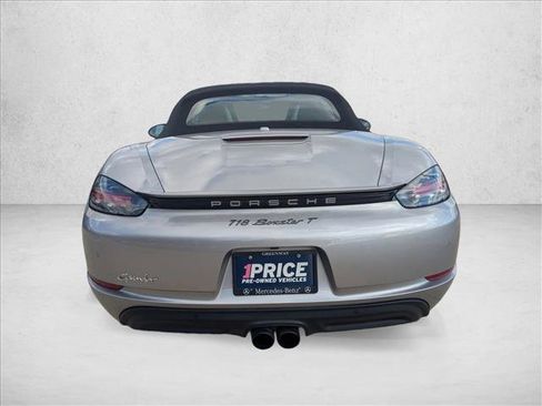 Used 2022 Porsche 718 Boxster image 6