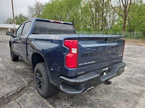 Used 2019 Chevrolet Silverado 1500 Custom Trail Boss w/ Custom Convenience Package AWD/4WD image 10