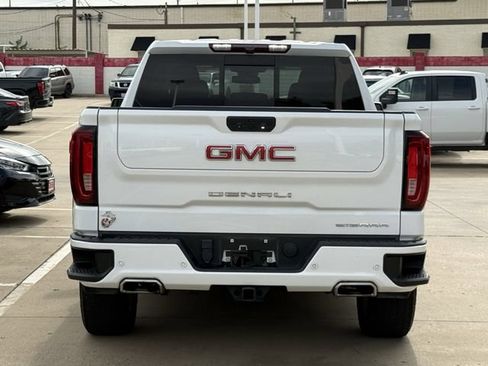 Used 2022 GMC Sierra 1500 Denali AWD/4WD image 5