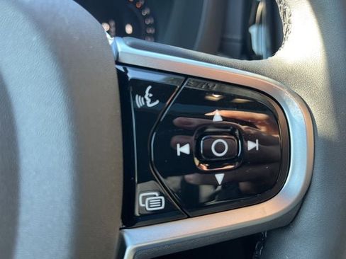 New 2026 Volvo XC60 B5 Ultra w/ Climate Package image 29