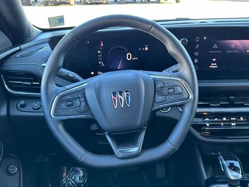 Certified 2024 Buick Envista Avenir image 25