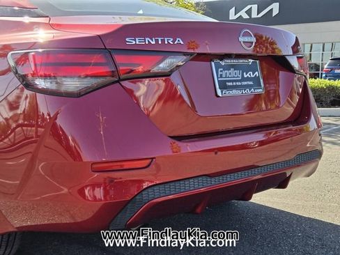 Used 2024 Nissan Sentra SV FWD image 7