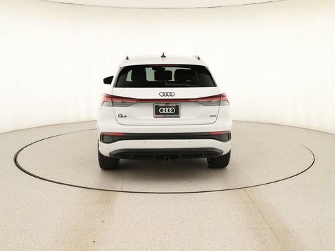 Certified 2024 Audi Q4 e-tron Prestige AWD/4WD image 5