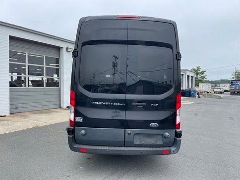 Used 2017 Ford Transit 350 XLT RWD image 6