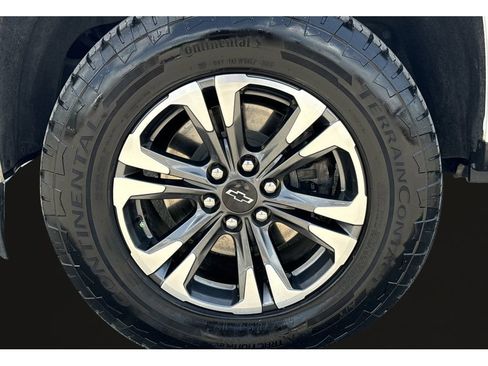 Used 2022 Chevrolet Colorado Z71 AWD/4WD image 9