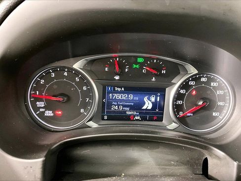 Used 2024 GMC Terrain SLE w/ Driver Convenience Package image 13