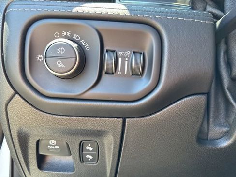 Used 2019 RAM 1500 Limited AWD/4WD image 48