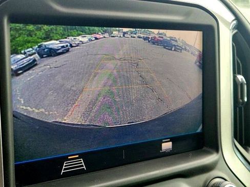 Used 2022 Chevrolet Silverado 1500 LT image 31