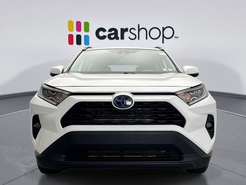 Used 2021 Toyota RAV4 XLE w/ Convenience Package AWD/4WD image 8