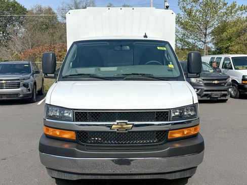 New 2025 Chevrolet Express 3500 w/ Power Convenience Package image 2