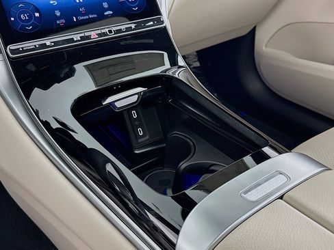 New 2026 Mercedes-Benz GLC 300 image 5