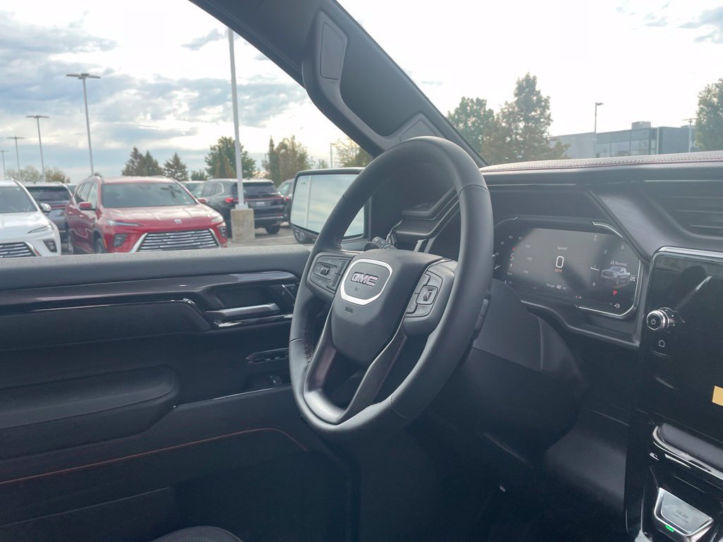 New 2026 GMC Sierra 1500 AT4 w/ AT4 Premium Package AWD/4WD image 31
