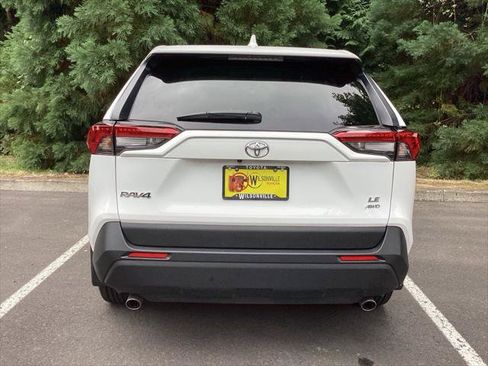 Certified 2025 Toyota RAV4 LE AWD/4WD image 20
