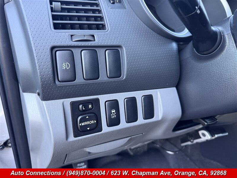 Used 2012 Toyota Tacoma PreRunner w/ SR5 Pkg RWD image 19