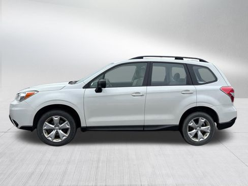 Used 2016 Subaru Forester 2.5i w/ Popular Package #2 AWD/4WD image 3