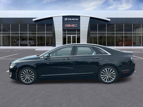Used 2017 Lincoln MKZ Premiere image 2