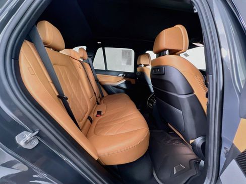 Used 2023 BMW X5 M50i w/ Climate Comfort Package AWD/4WD image 27