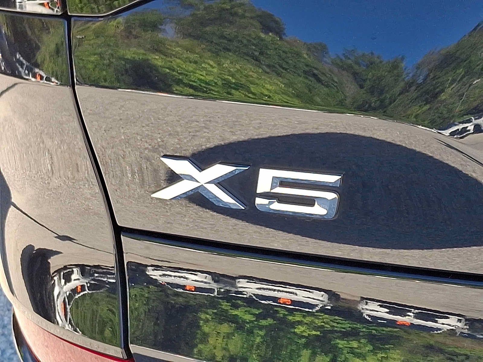 Used 2024 BMW X5 xDrive40i w/ Executive Package AWD/4WD image 32