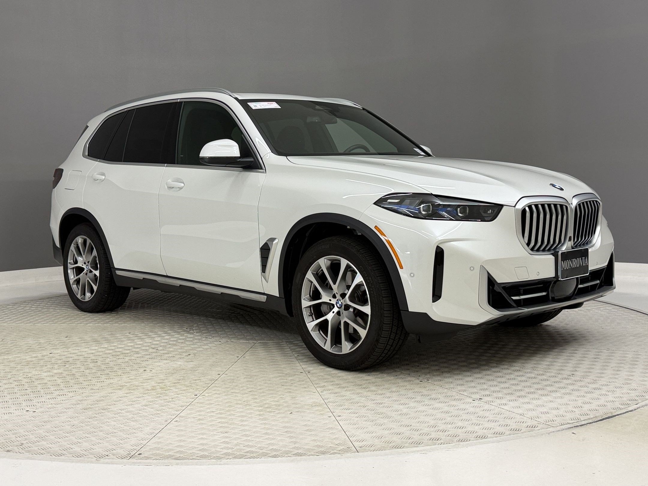Used 2026 BMW X5 sDrive40i w/ Premium Package RWD image 7