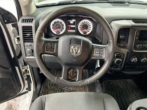 Used 2018 RAM 1500 Express image 18